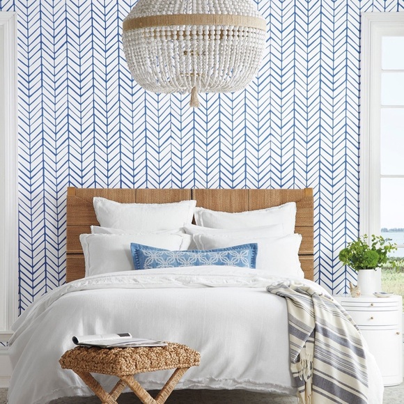 Serena & Lily French Blue Feather Wallpaper - Picture 3 of 4